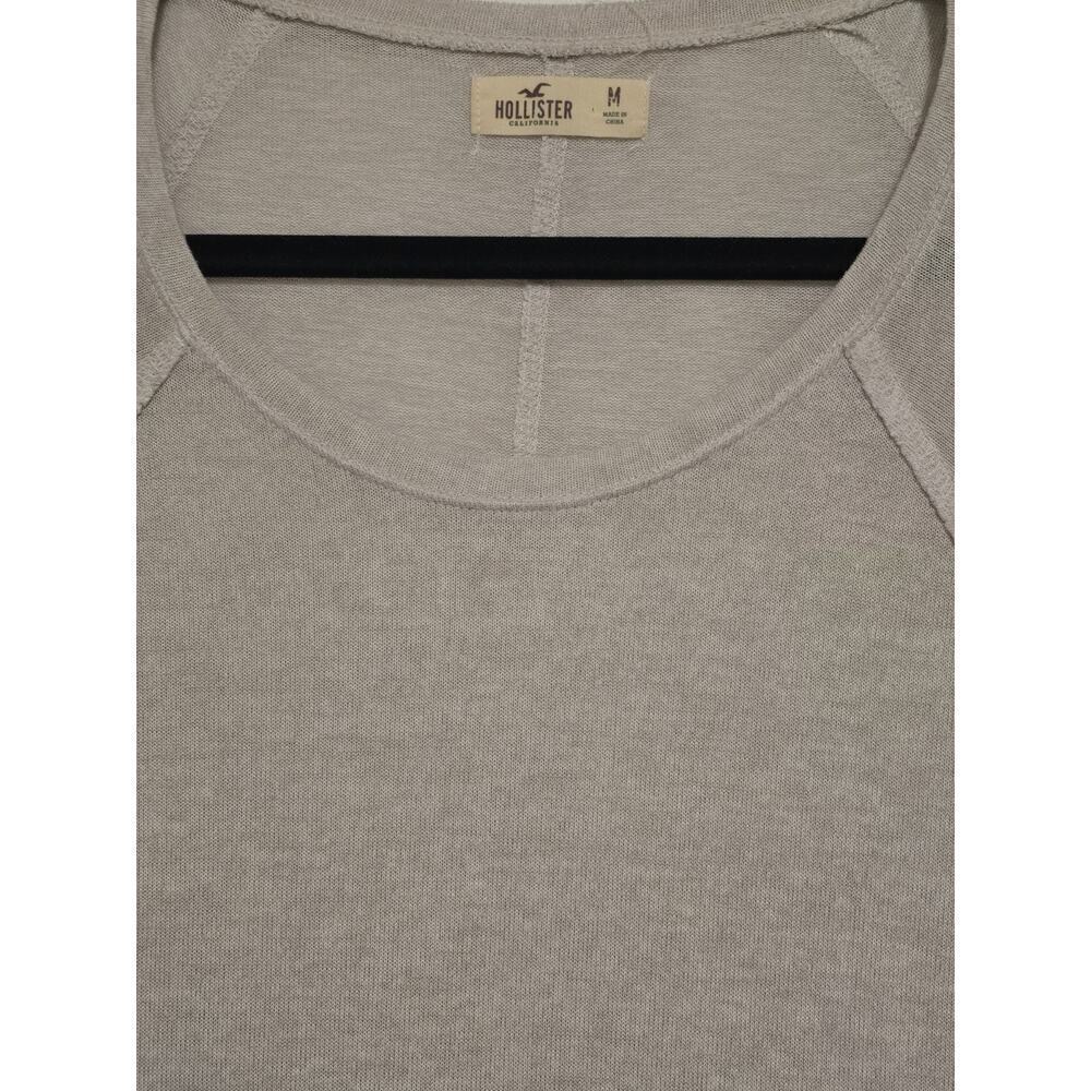 Hollister Women’s Beige Knit Top Sz M Minimalist Long Sleeve Y2K 90s Vibe - Picture 2 of 5